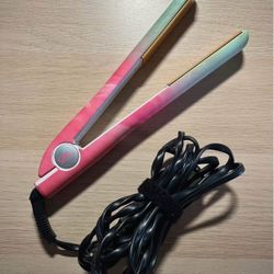 CHI Ceramic Flat Iron / Hair Straightener