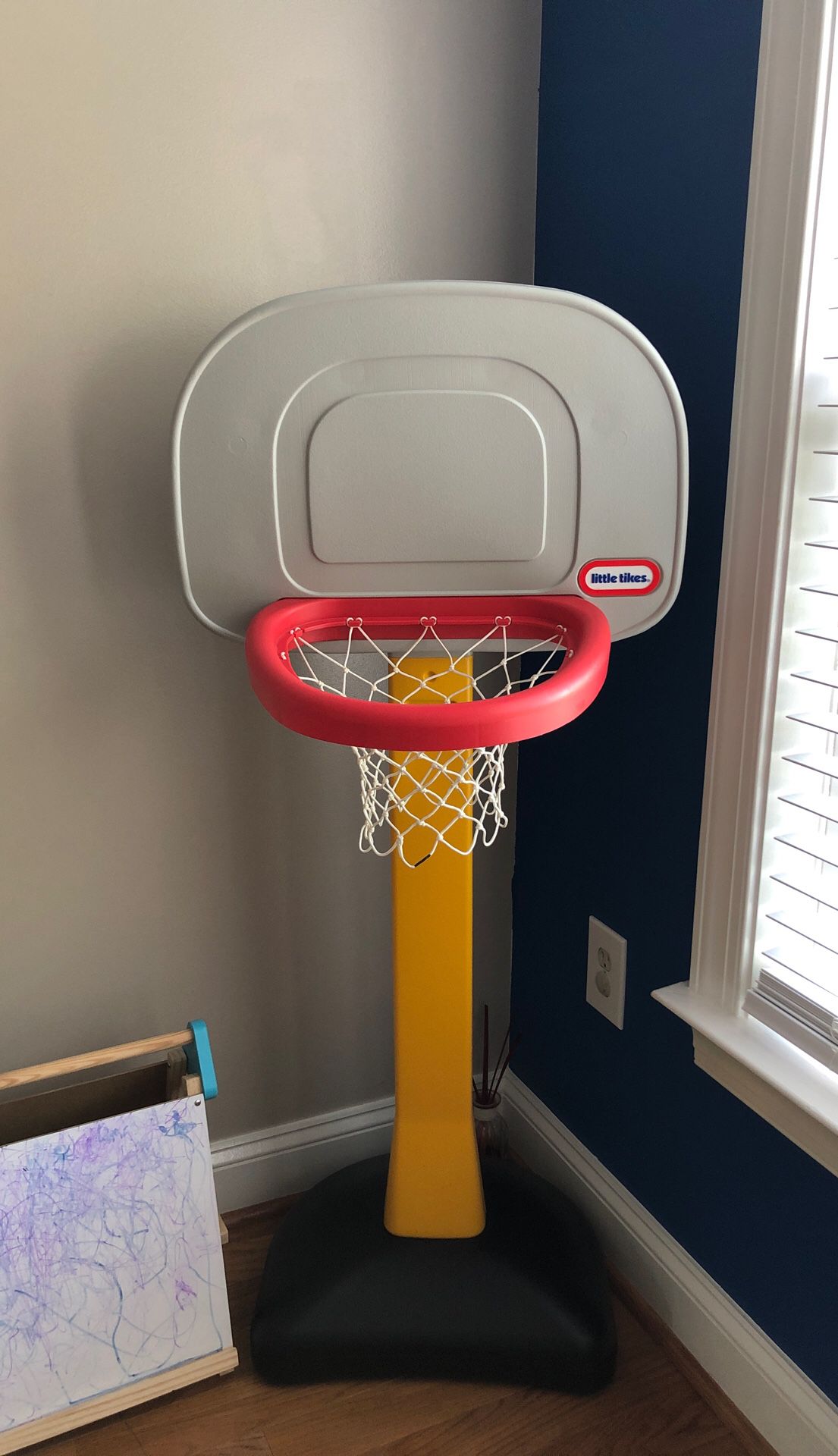 Basketball court mini ( little tikes )