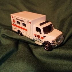 Loosie** Matchbox Ambulance Diecast 