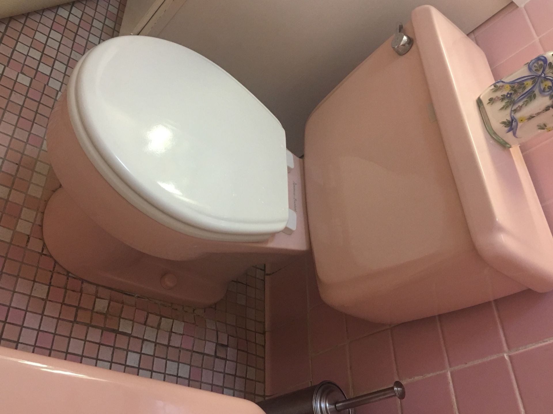 Vintage rose toilet