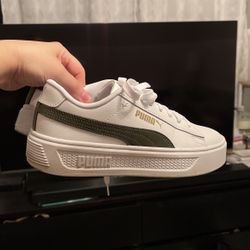 Women’s White Puma