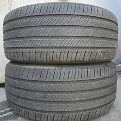(2) 255 50 21 Michelin Tires 