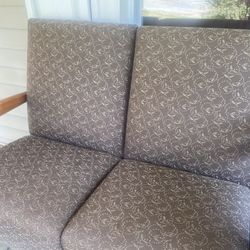 Brown Couch In Good Condition 