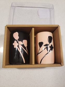 Salt & Pepper Shakers