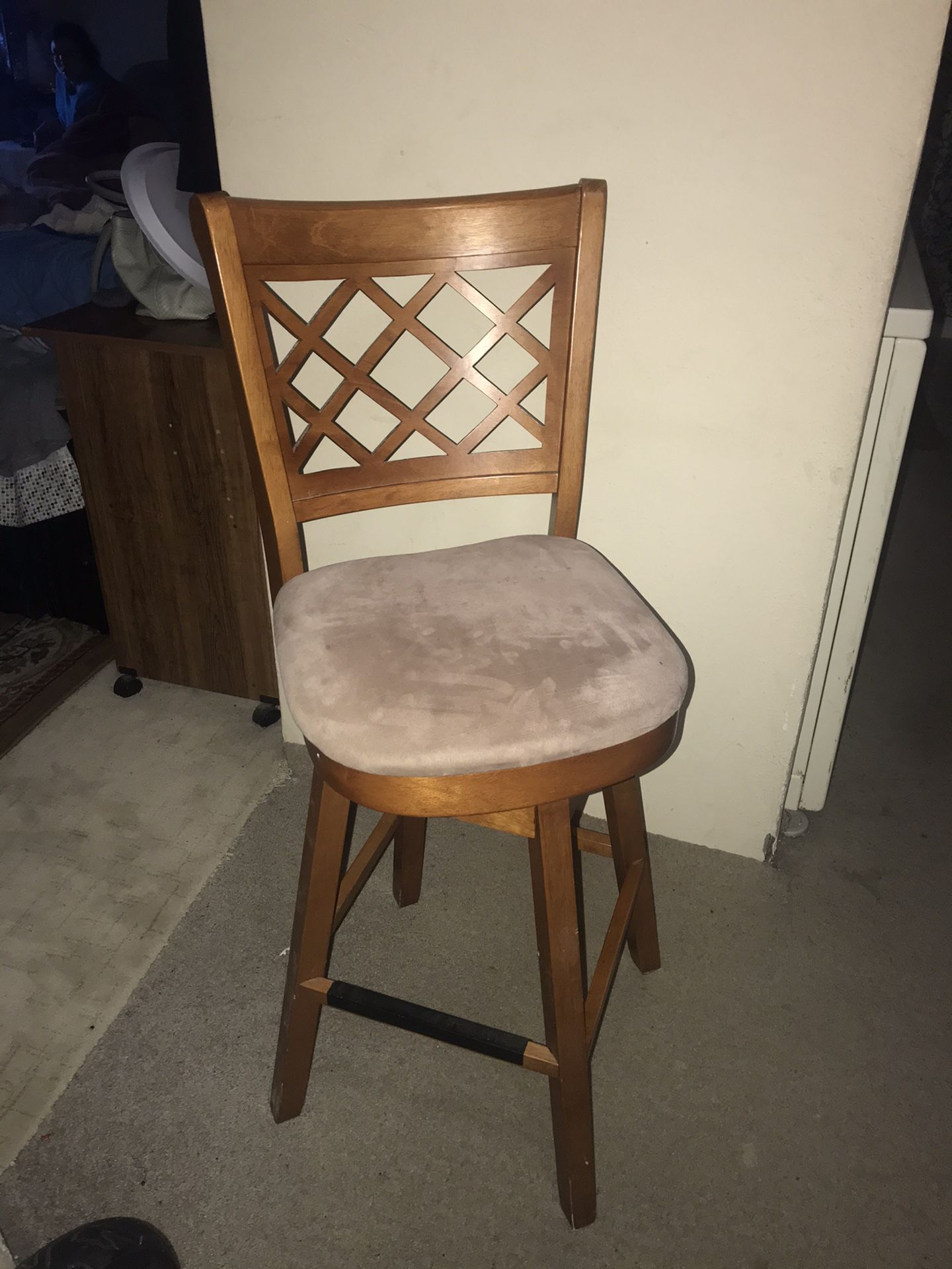 wood chair! $20 great condition