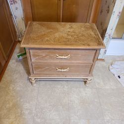 Nightstand 