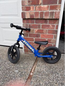 Strider Balance Bike – Blue – Great Condition