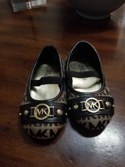 Michael kors baby shoes