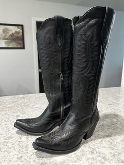 Women’s Ariat Casanova Boots Size 7 1/2