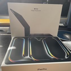 iPad Pro (m5) & Keyboard 