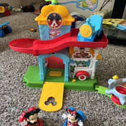 Mickey Mouse 1 Race Track 