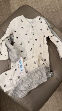 Brand New With Tags Carter’s Newborn 2 Piece Set Of Sleepers
