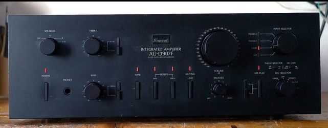 Sansui AU-D907F Amplifier (1981 Black)