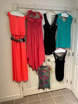 Women’s / Teen Clothes-2