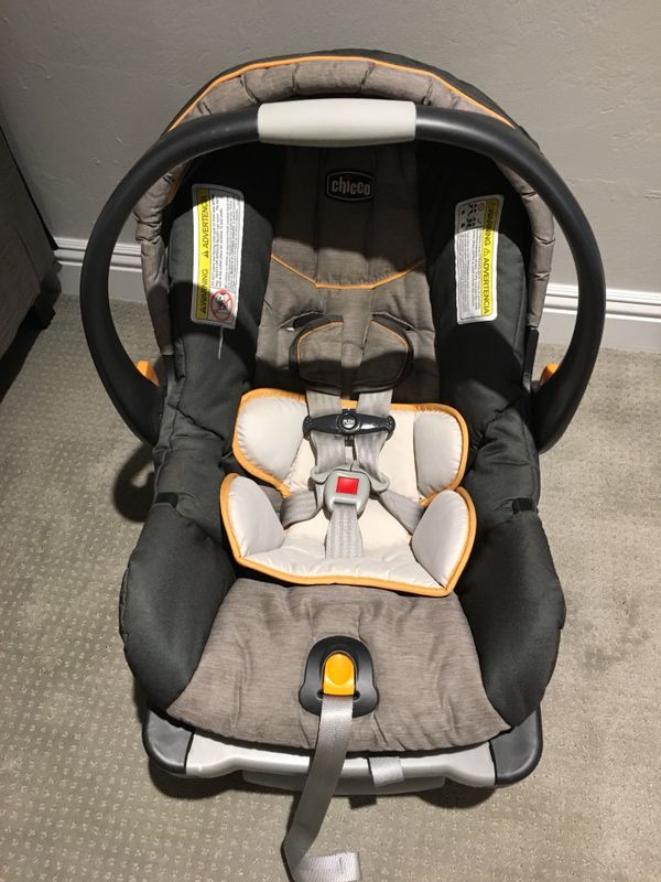 Chicco keyfit 30 infant car seat used great condition for Sale in