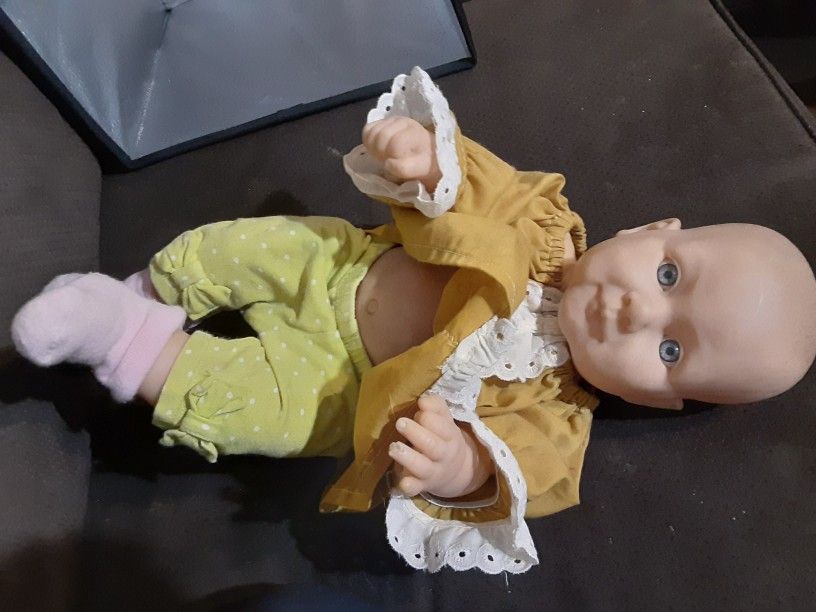 Berenguer Realistic Baby Doll. Vinyl Body. Blue Eyes.