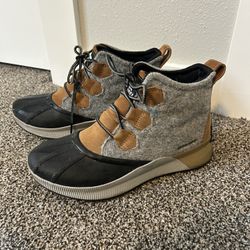 Women’s Sorel Duck Boots 