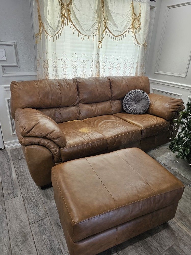 vinyl sofa with coffee table