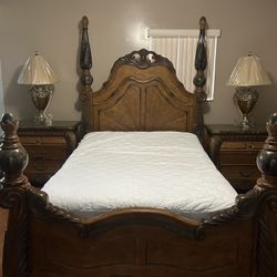 4pc Queen Size Bedroom Set