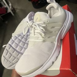 Nike Presto 7Y White 