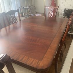 8 Seat Dinning  Set