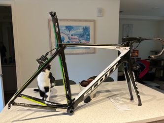 Scott Foil road bike size M