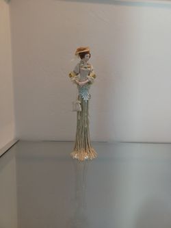 11 Inch Victorian Tassel Doll Figurine$25