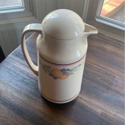 Corning “Abundance” Plastic Thermos (1 Quart)