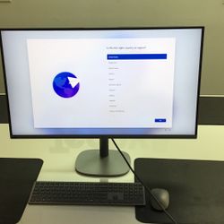 Hp All In One 512 GB 32 Gig Of Ram 32 Inch Screen