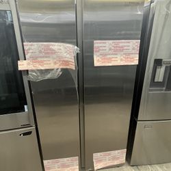 Samsung. Side By Side 36” Refrigerator 