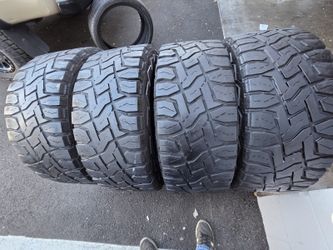 4 used tires Lt33x12.50r18  Toyo RT Open Country $250.00 all 4