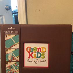 Hallmark 12X12 Grand Kids Are GreatScrapbook Embellish pages