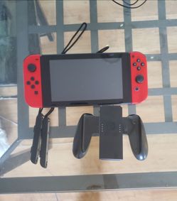 Nintendo switch Mario edición with games