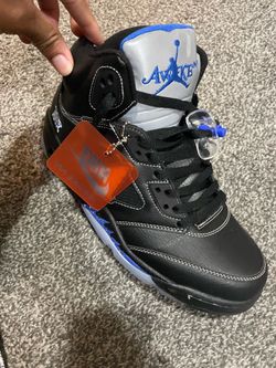 Jordan 5’s awake