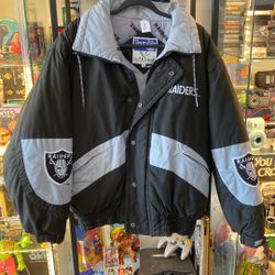 Team NFL Vintage Oakland Los Angeles Raiders Goose Down Puffer Jacket Sz Medium 