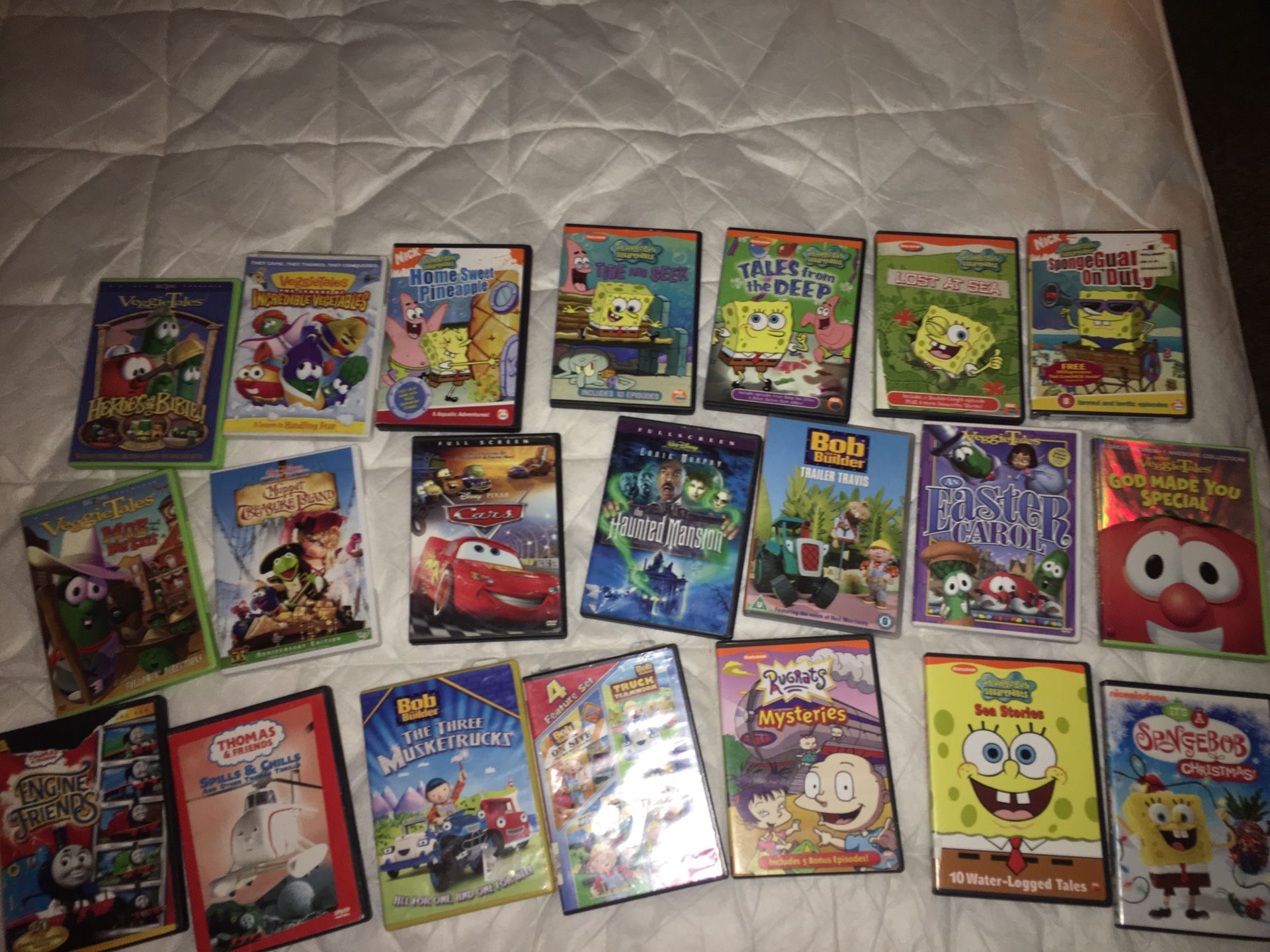 Kids DVD collection lot of 21 movies/Shows.
