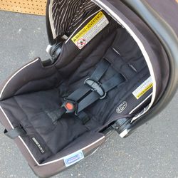 Graco Car Seat