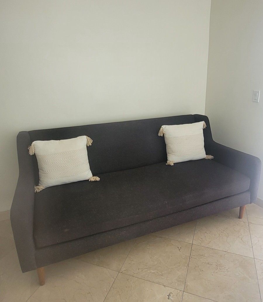 Sofa /Couch