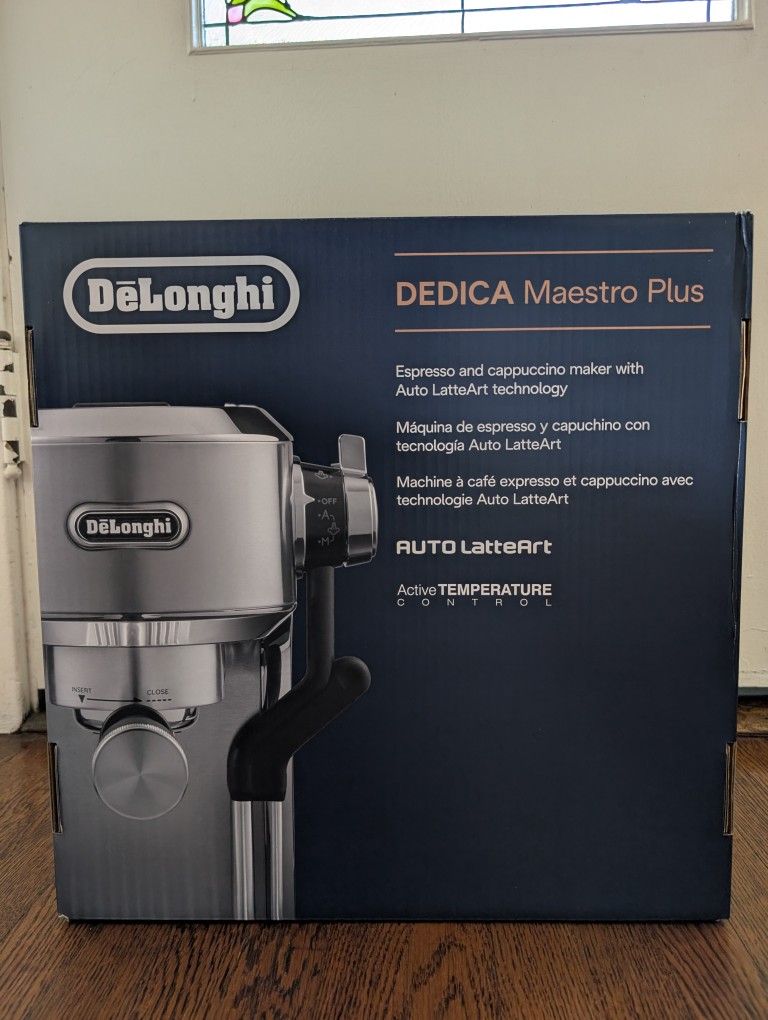 De'Longhi Dedica Maestro Plus Espresso Machine with Automatic Steam Wand EC950M