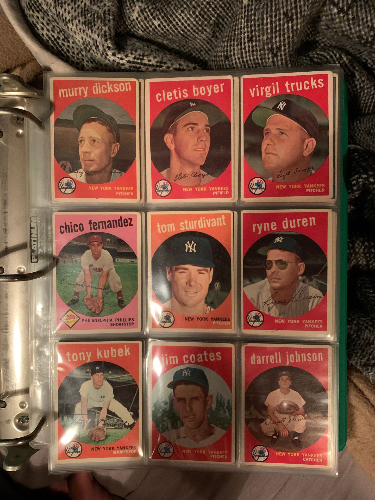 Old baseball cards from the 60s 9 total for Sale in Youngstown, OH
