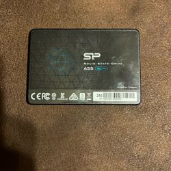 256 GB SSD