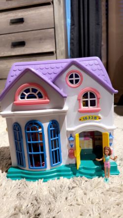 Fisher Price Dollhouse