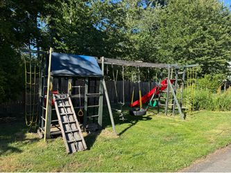 Free Swing set