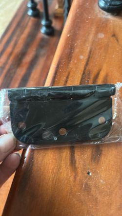 Door hinges
