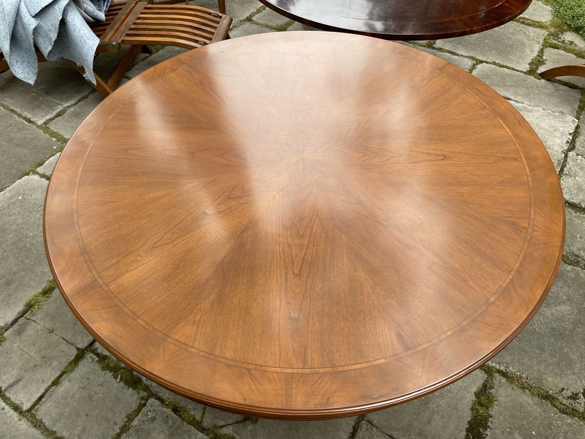 Dining Table 48”D x 31”H Solid Wood Beautiful Condition