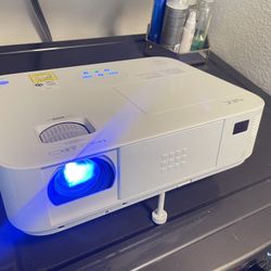 Nec Hdmi Movie Tv Video Projector