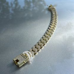 Chain For Rist