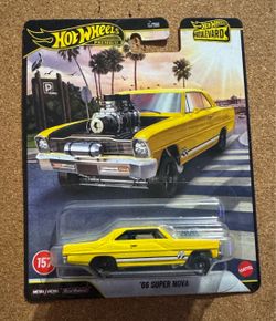 Hot Wheels Premium Boulevard '66 Super Nova