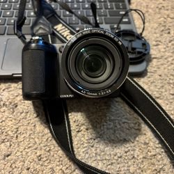 Cámara Una Nikon Está Como Nuevo