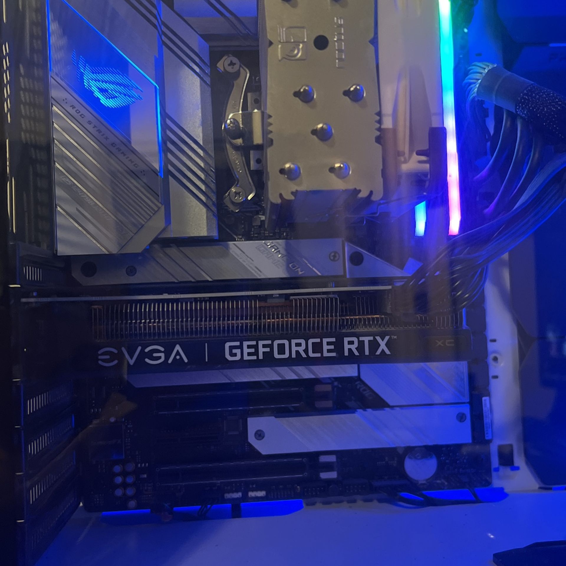 Selling gaming Computer SET UP i9 3060ti